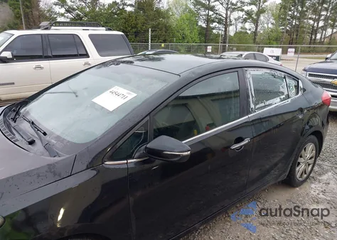 2015 Kia Forte Ex z USA, uszkodzony, nr VIN KNAFX4A89F5369322